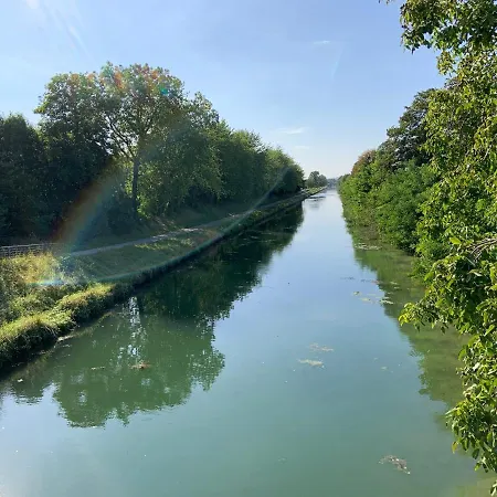 Champagne & Grand Cru Apartment *